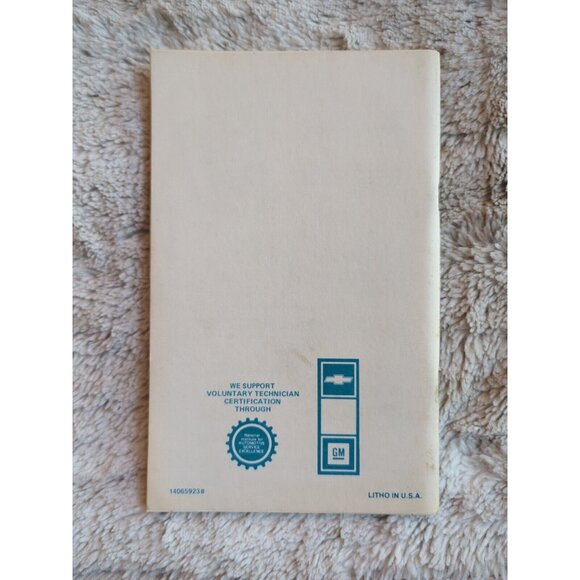 1983 Chevrolet Malibu Owners Manual User Guide Reference Operator Book Fuses OEM - Picture 3 of 3